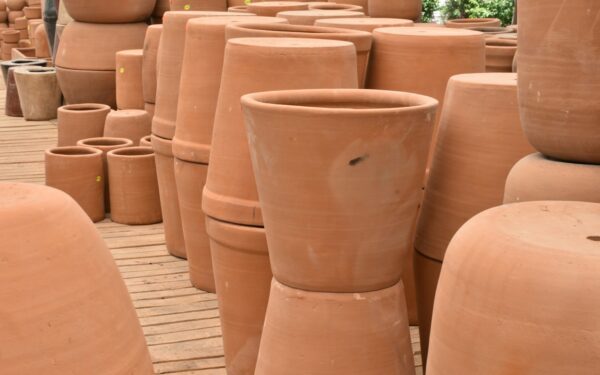 How to use containers to create structure and colour on a patio