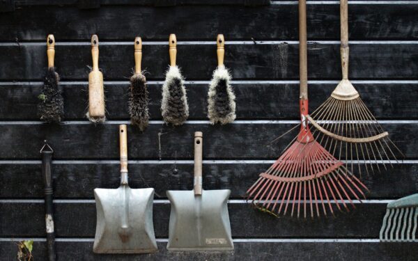 Simple tool care habits that keep your garden gear working longer