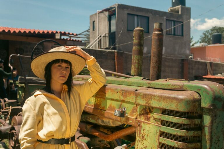 Gardener wide brim