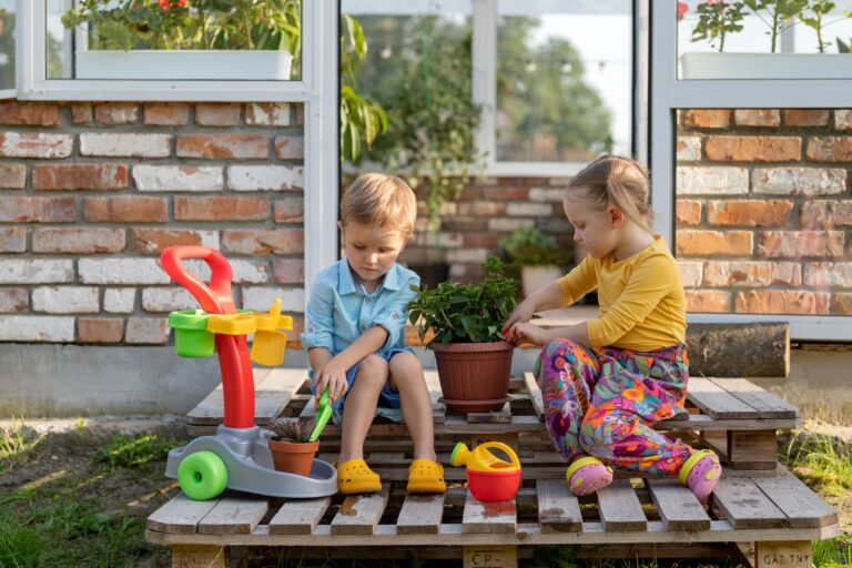 Child mud kitchen
