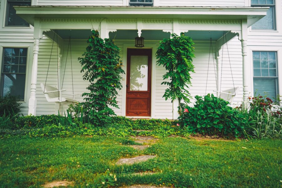 Front garden entrance