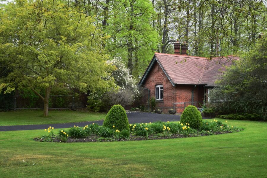 Garden edging brick